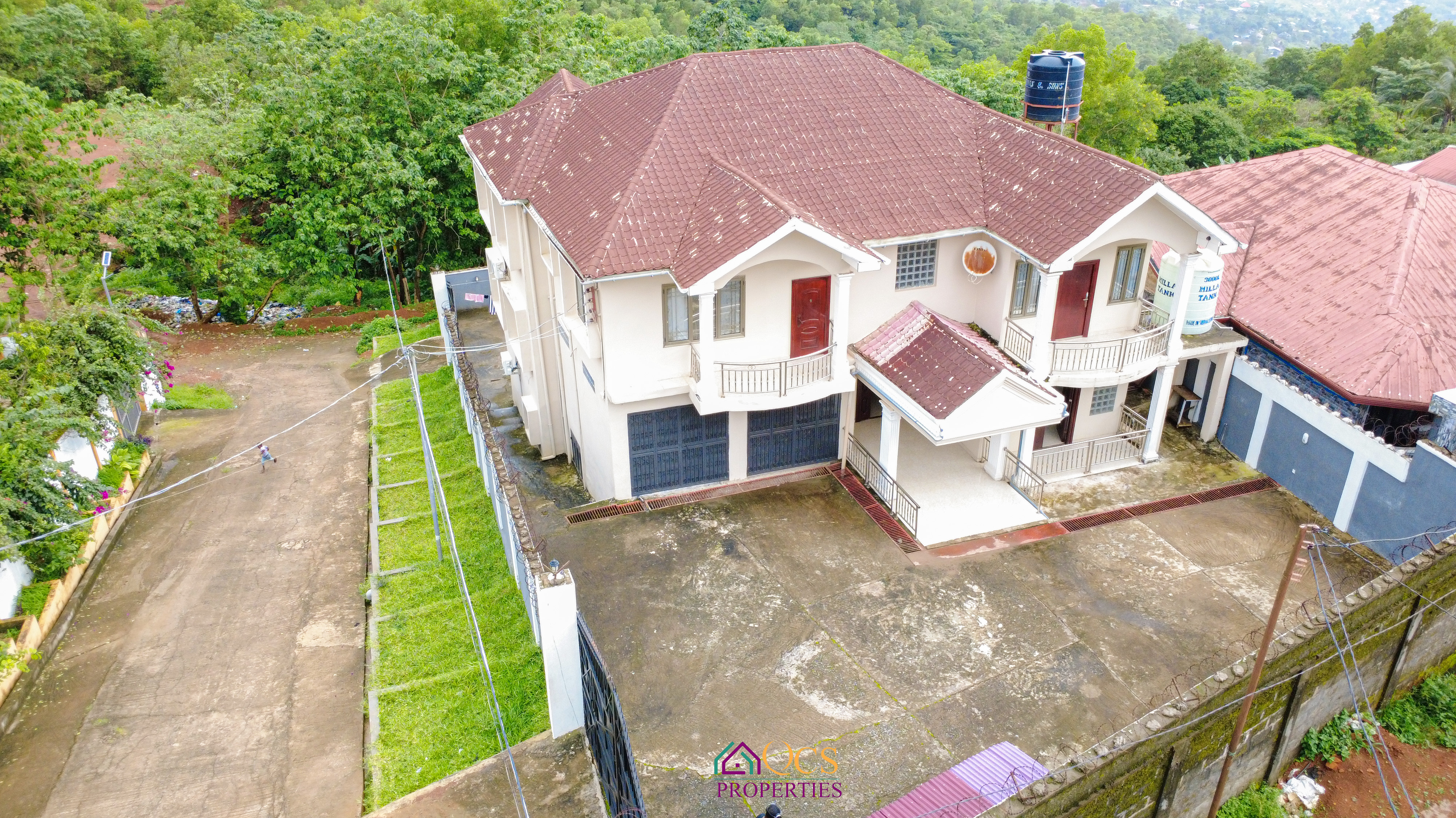 Newly Renovated 5-Bedrooms Fully Furnished Duplex Self House for Rent – SS Camp (Guma Drive) photo 2