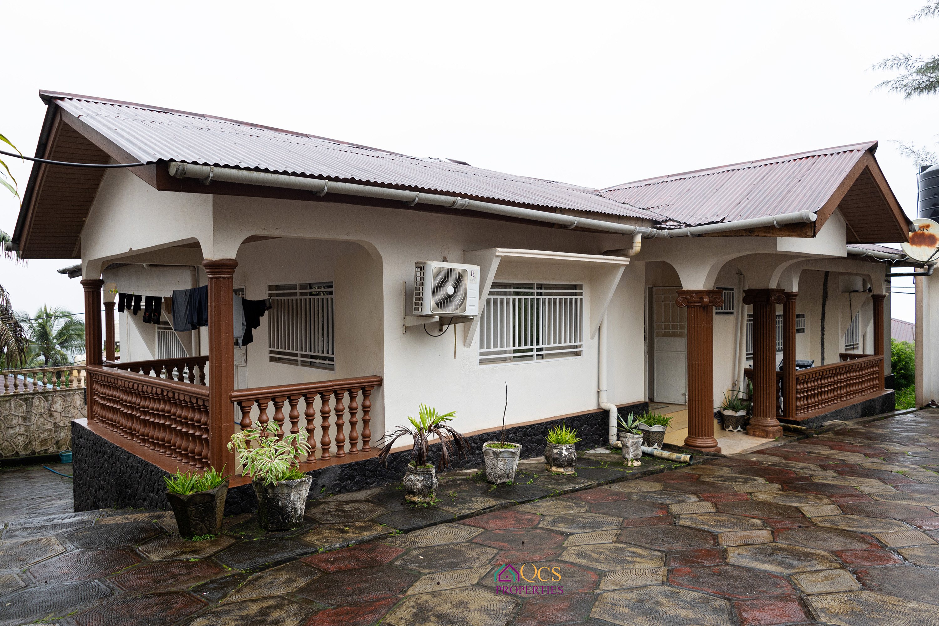 3 Bedrooms | 4 Bathrooms Fully Furnished Bungalow for Rent – Imatt