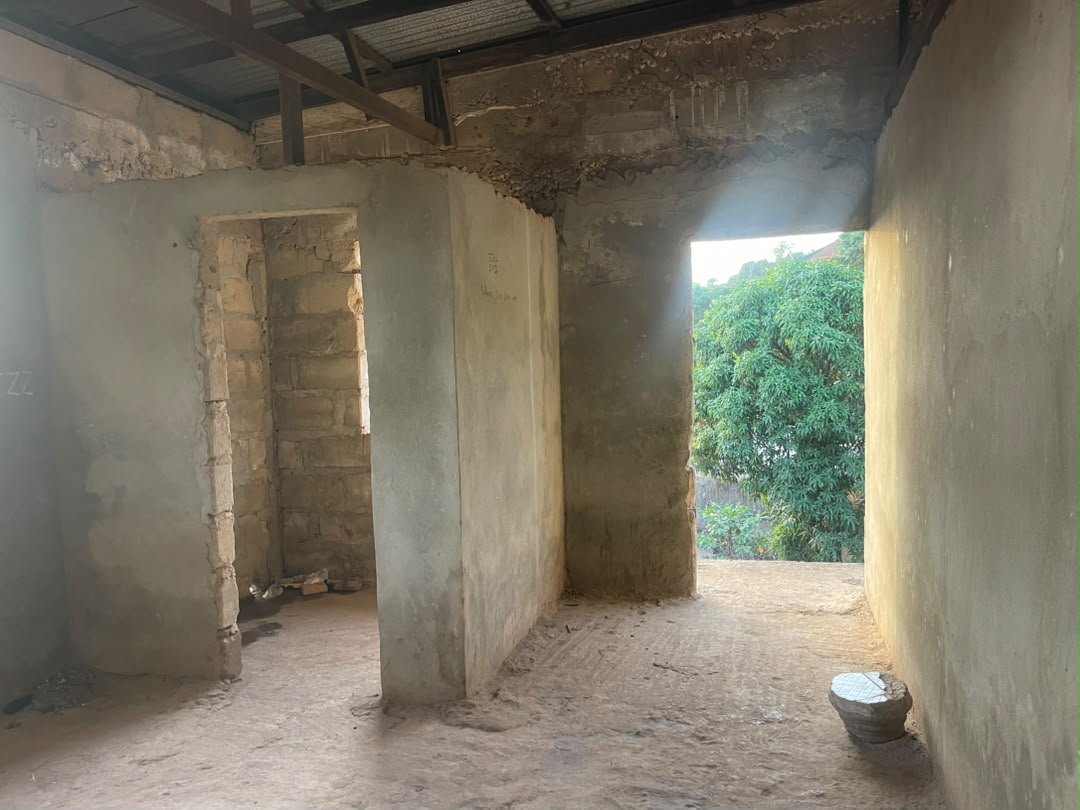 UNFINISHED 3-STOREY BUILDING FOR SALE – JUBA photo 8