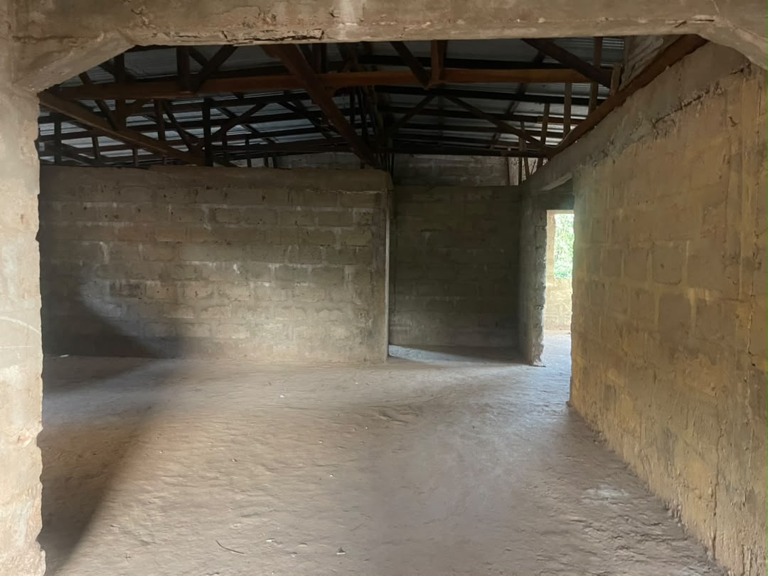 UNFINISHED 3-STOREY BUILDING FOR SALE – JUBA photo 9